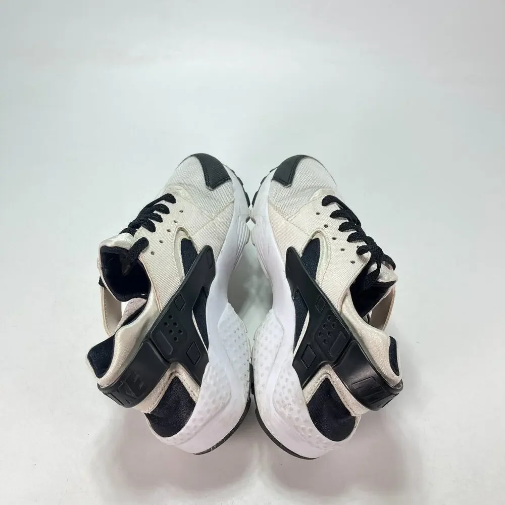 Nike Air Huarache White Black Casual Lifestyle Sneakers 654275-103 Youth Size 7Y